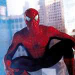 Spider-man - Peter Parker (Tobey Maguire) je docela obyčejný kluk.