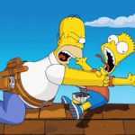 Simpsonovi ve filmu - Spider vepř, Spider vepř, umí hlavou dolů lézt...