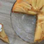 Medový hruškový koláč