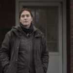 Pažótí Oskaři 2021: potřetí v řadě vítězí seriál s ženskou hrdinkou, tentokráte Mare z Easttownu s Kate Winslet