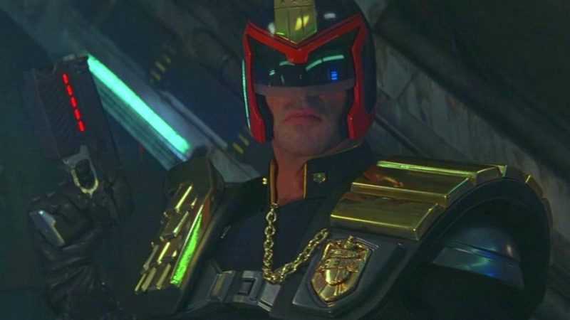 Photo © Copyright 1995- Cinergi Pictures Entertainment Inc